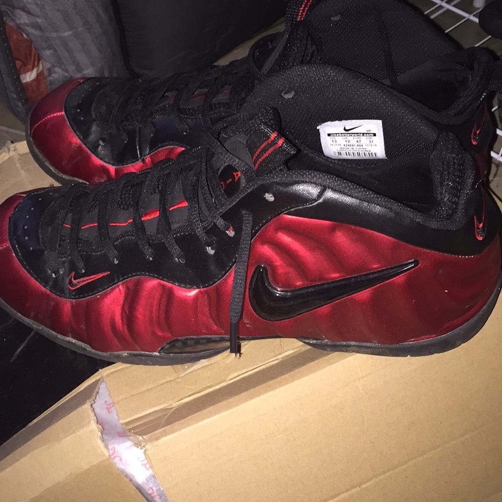 Nike foamposite red